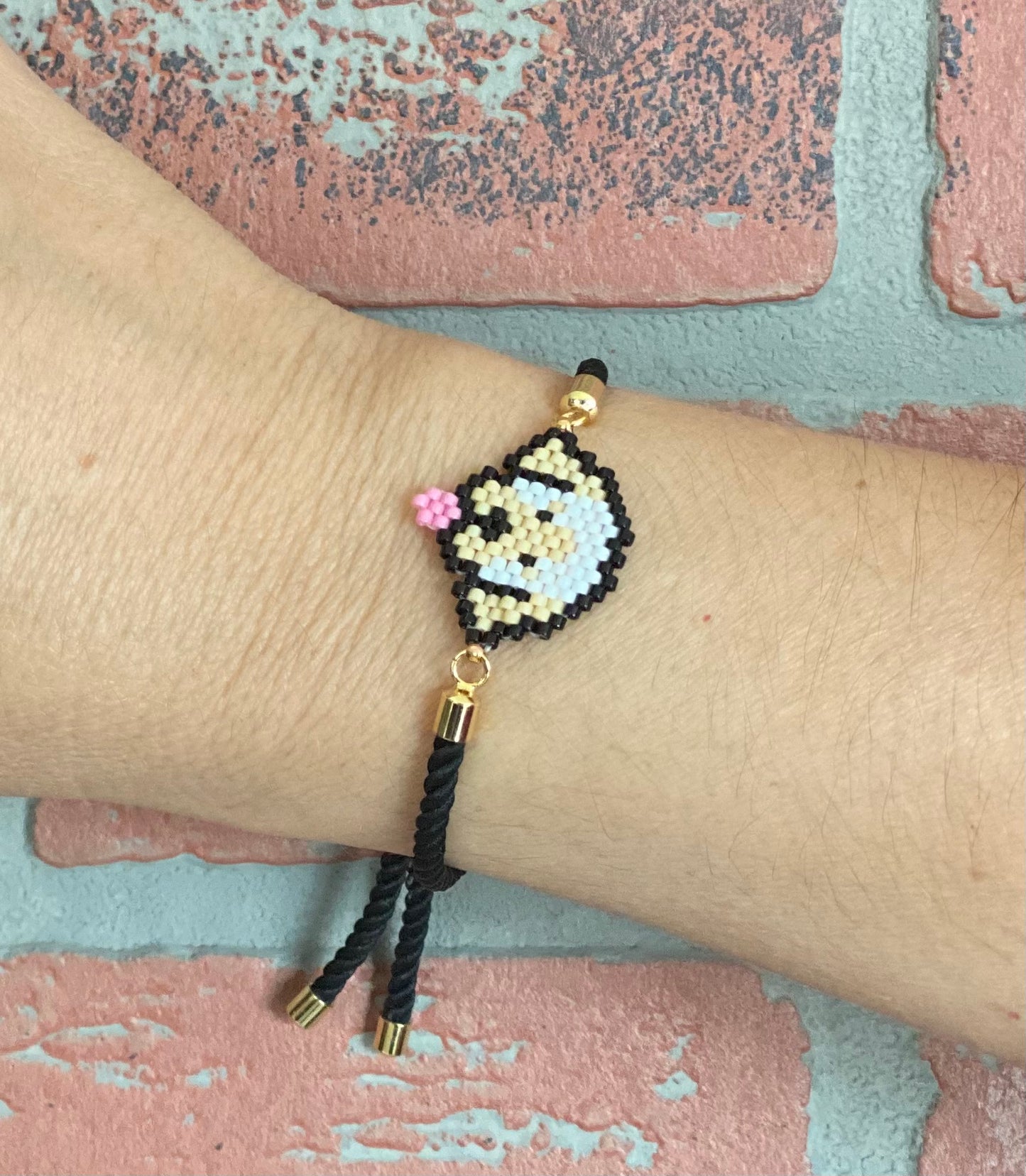 Miyuki dog design beaded bracelet. Adjustable bracelet for dog lovers.