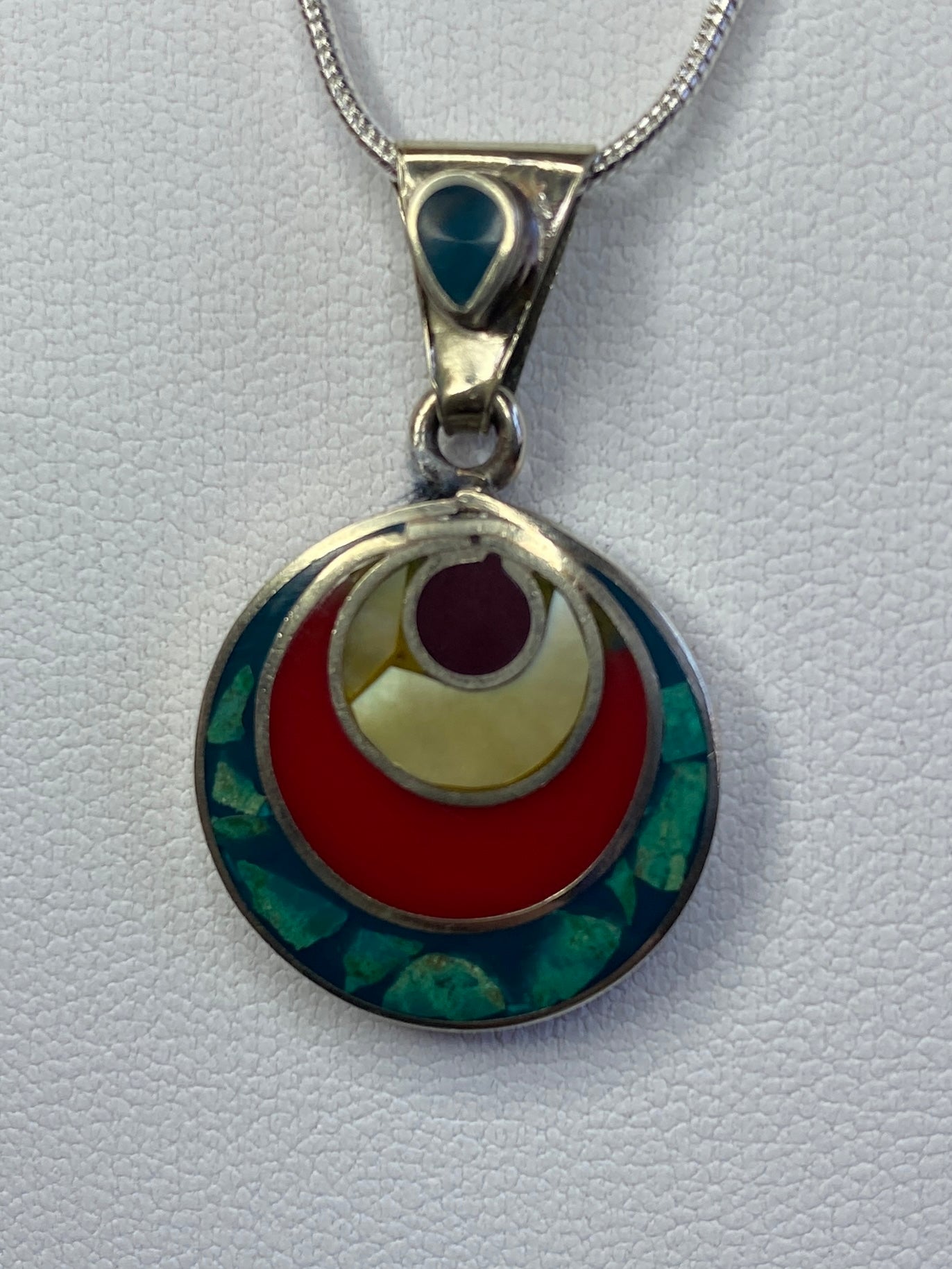 Inka Pattern Silver Alpaca Necklaces – Choose Your Style. Cute Alpaca Peruvian Necklace. Inka Symbols Jewelry. Inka Necklace.